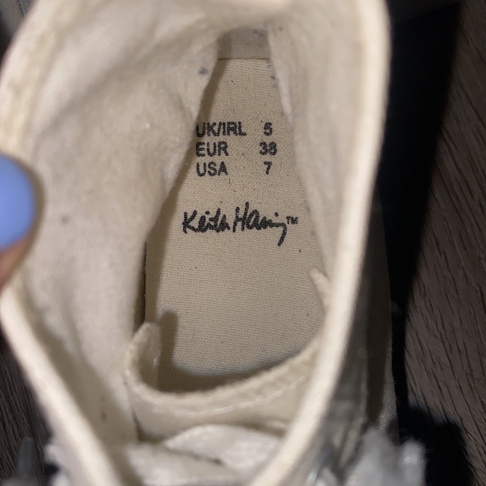 Keith Haring White High-Top Sneakers with Artist Heart Design - Picture 7 of 7